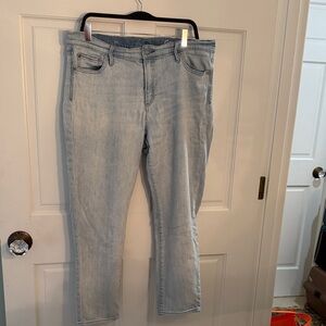 GAP Women's Straight Leg Jeans in Light Blue
